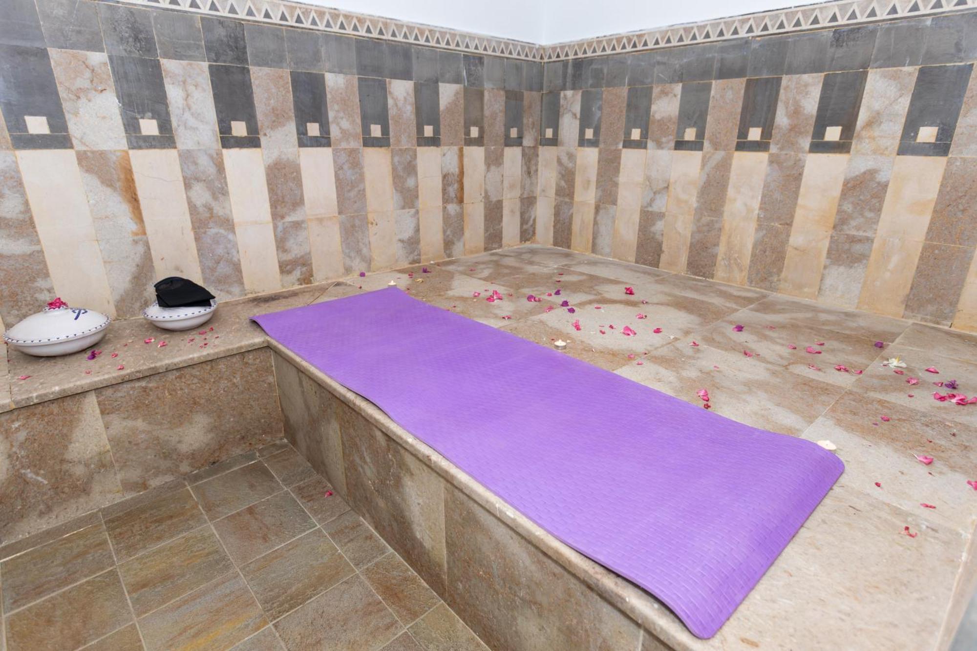 Le Petit Palais Djerba & Spa Хумт-Сук Екстер'єр фото