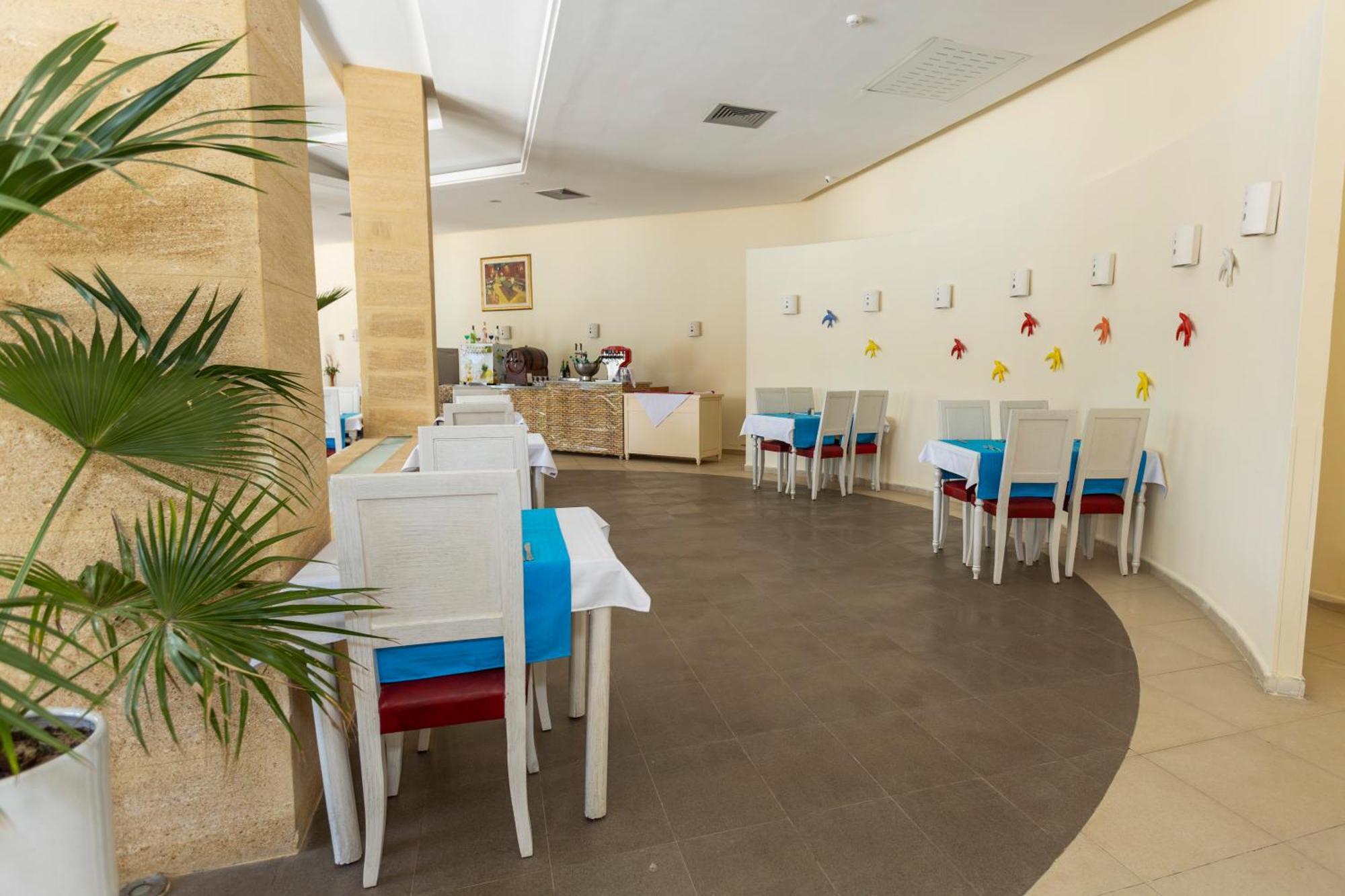 Le Petit Palais Djerba & Spa Хумт-Сук Екстер'єр фото